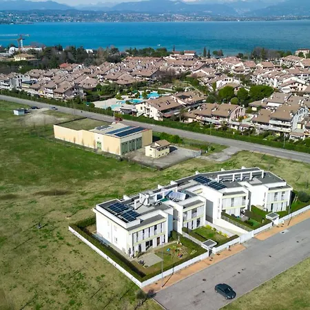Gli Oleandri Sul - Comfort E Relax * Desenzano del Garda